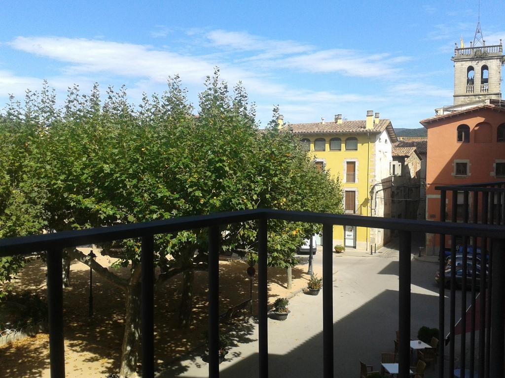 Apartamentos Fonda Finet Sant Feliu De Pallerols Ruang foto
